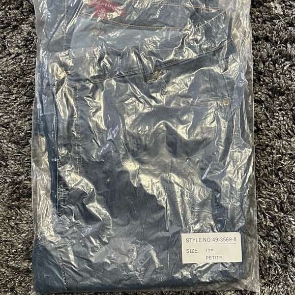 Jessica London Dark Wash Jeans Size 12P New - Picture 4 of 12